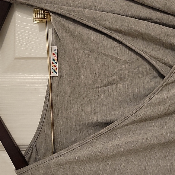 Grey, lightweight v-neck tee - Picture 2 of 3